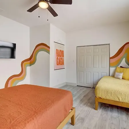 The Retro Retreat - Close To Downtown, Fort Sam San Antonio Exterior photo