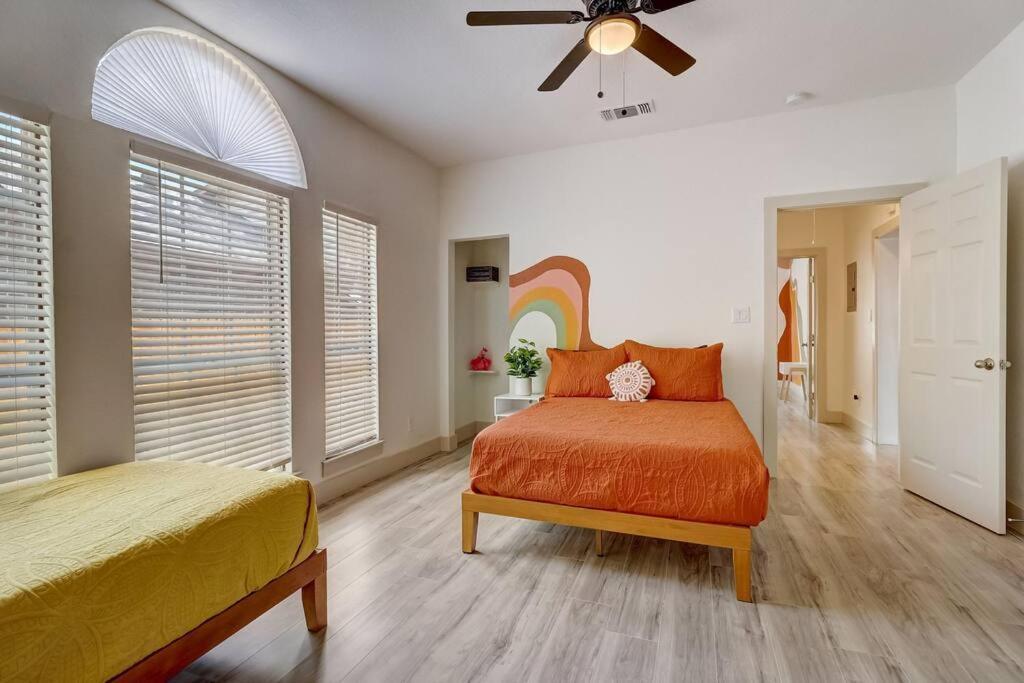Ferienhaus The Retro Retreat - Close To Downtown, Sam San Antonio